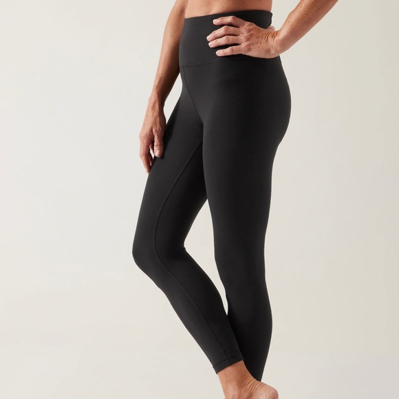 Athleta Ultra high rise elation tight 7/8 black - Picture 3 of 3